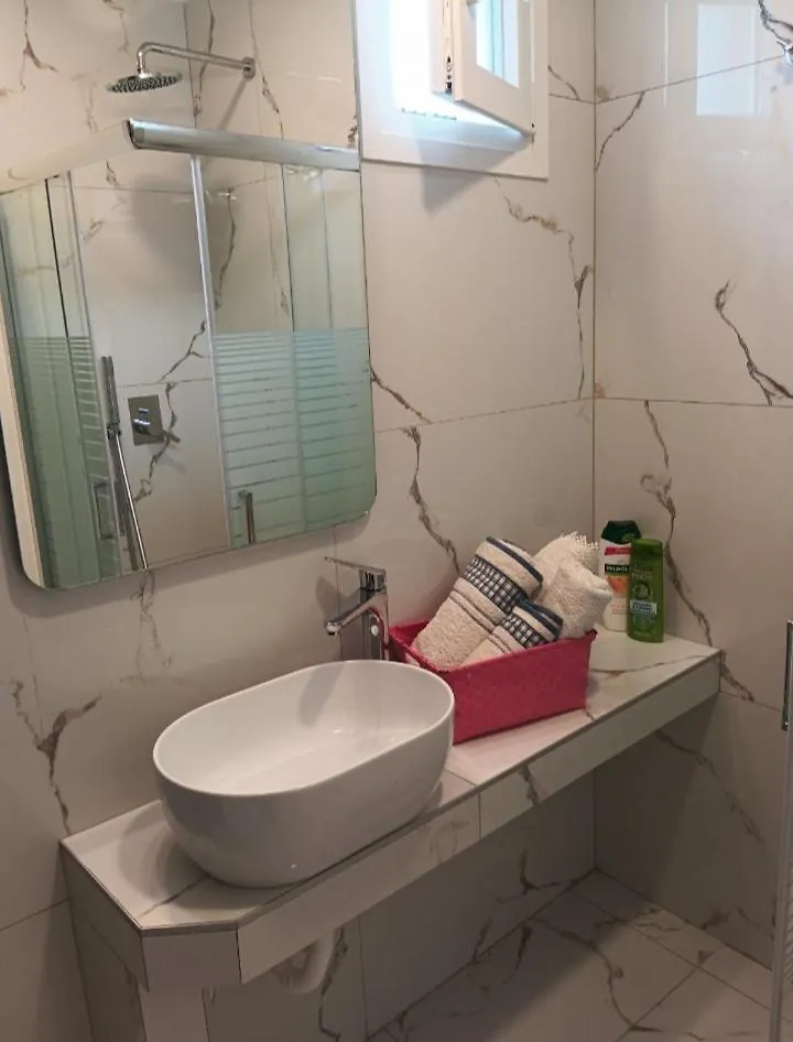 Cozy Maisonette In Pefkochori Chalkidiki 0*,  Grecia